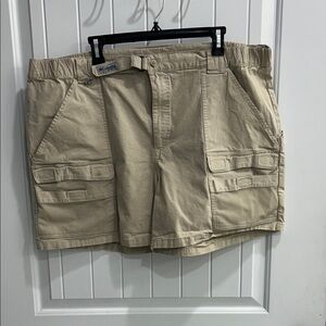 Columbia Men's Tan Cargo Shorts